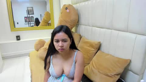 Ivet  online show from October 22, 2025, 3:07 am