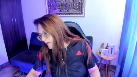 Snapshot of ivette_shaira chatting on March 1, 2026, 1:46 pm IVETTE online show from March 1, 2026, 1:46 pm