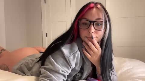 ivey jade online show from September 12, 2025, 2:44 am