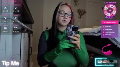 ivey jade online show from October 14, 2025, 5:19 am