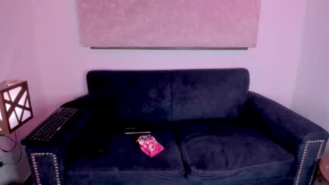 Ivonne  online show from February 23, 2026, 12:35 pm