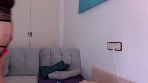 Ivonne online show from January 28, 2025, 12:32 pm