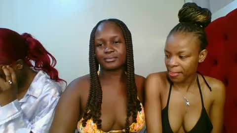 Snapshot of ivory_mae chatting on July 14, 2026, 2:16 am ivory_mae online show from July 14, 2026, 2:16 am