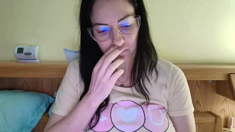 Ivory online show from November 10, 2025, 5:01 pm