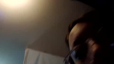 ivorytrixx online show from December 1, 2025, 1:32 am