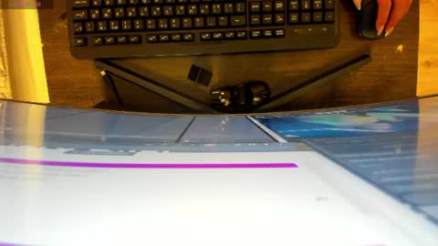 Snapshot of ivy__ross chatting on July 16, 2026, 3:01 am Ivy online show from July 16, 2026, 3:01 am