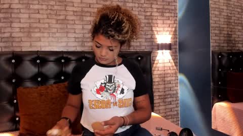Ig  ivycopper1  online show from January 24, 2025, 10:19 pm
