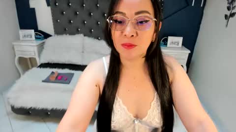 Snapshot of ivy_owen_ chatting on January 9, 2026, 12:19 pm Ivy online show from January 9, 2026, 12:19 pm