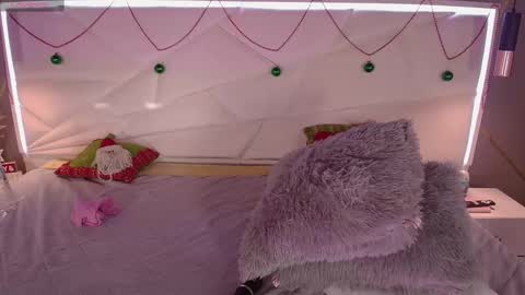 IVY online show from December 10, 2024, 9:33 pm