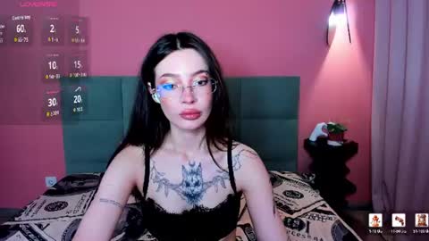 Snapshot of ivydainty chatting on July 1, 2026, 1:29 am Ivy online show from July 1, 2026, 1:29 am