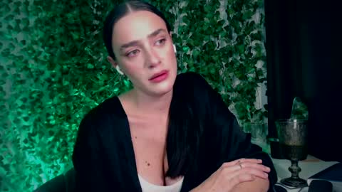 Miss Ivy online show from December 29, 2024, 11:08 pm