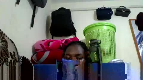 ivyk_ online show from March 30, 2026, 7:04 pm