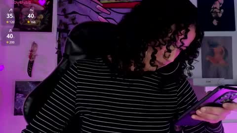 Camila online show from February 19, 2025, 4:22 pm