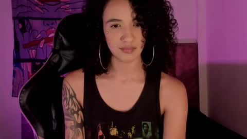 Camila online show from October 8, 2025, 7:39 am