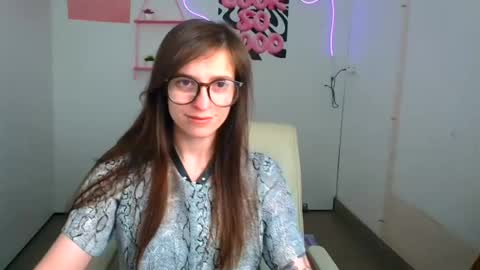 Snapshot of ivynoir_ chatting on June 19, 2026, 10:46 pm Ivy online show from June 19, 2026, 10:46 pm
