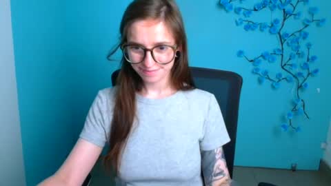 Snapshot of ivynoir_ chatting on June 20, 2026, 10:51 am Ivy online show from June 20, 2026, 10:51 am