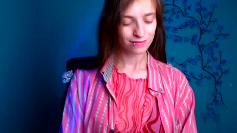 Snapshot of ivynoir_ chatting on July 18, 2026, 2:32 pm Ivy online show from July 18, 2026, 2:32 pm