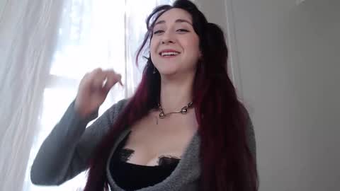 Ivy Rosie online show from January 7, 2026, 3:36 pm