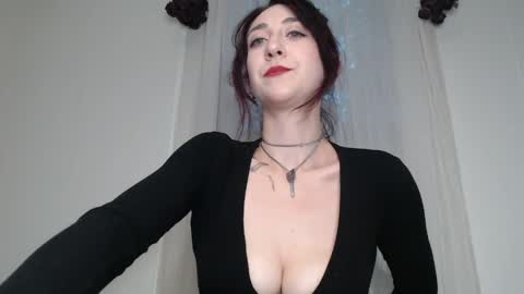 Snapshot of ivyrosiex chatting on April 15, 2026, 12:06 am Ivy Rosie online show from April 15, 2026, 12:06 am