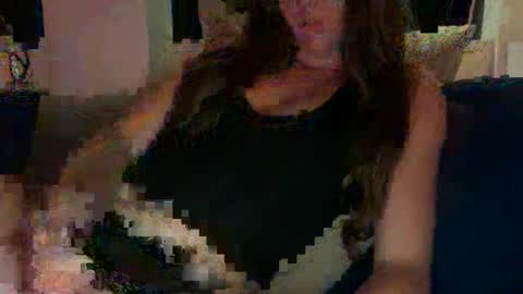 ivysagex online show from September 19, 2025, 11:44 am