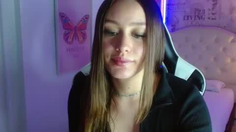Ivy online show from February 27, 2025, 9:04 pm