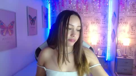 Ivy online show from March 11, 2025, 11:48 pm