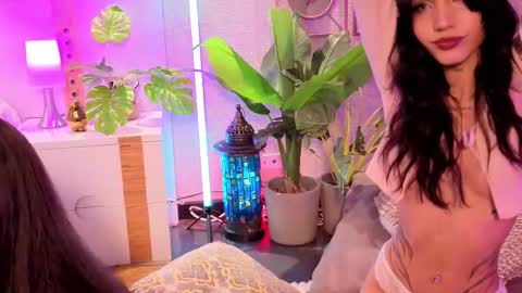 Ivy Pierce  online show from September 14, 2025, 5:39 am