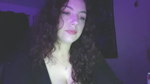 Snapshot of ivyy_sinss chatting on November 20, 2025, 1:50 am Amiee online show from November 20, 2025, 1:50 am