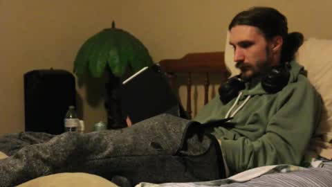 iwhitesmurf online show from November 11, 2025, 5:07 am