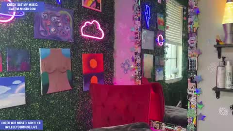 Snapshot of iwillbeyourmuse chatting on March 31, 2026, 11:38 pm Muse hethey online show from March 31, 2026, 11:38 pm