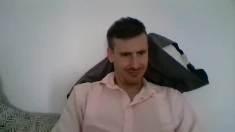 Casandro online show from October 17, 2025, 12:08 pm