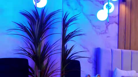 Snapshot of izabelle_02 chatting on March 1, 2026, 5:09 am izabelle_02 online show from March 1, 2026, 5:09 am