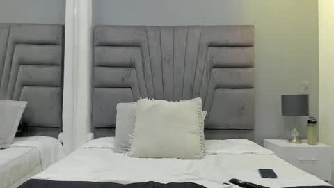 izato online show from February 24, 2025, 11:10 am