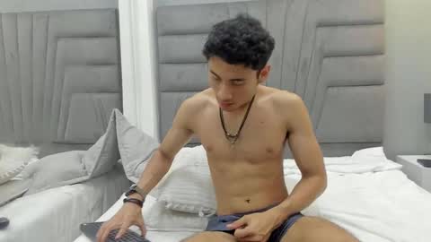 izato online show from February 26, 2025, 2:14 pm