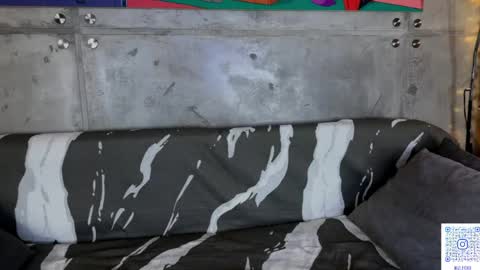 Snapshot of izi_fox chatting on April 8, 2026, 4:18 pm izi online show from April 8, 2026, 4:18 pm