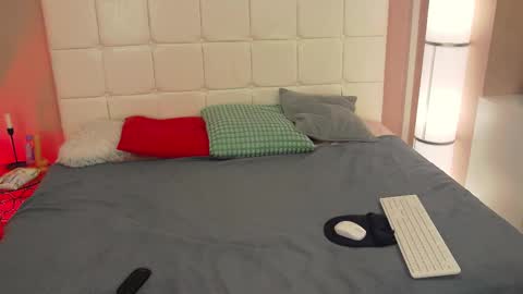 IZIE CARTER online show from February 8, 2026, 6:06 am