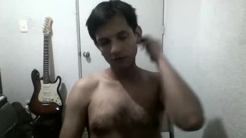 Snapshot of izmaelr chatting on May 10, 2026, 4:39 am Jonathan online show from May 10, 2026, 4:39 am