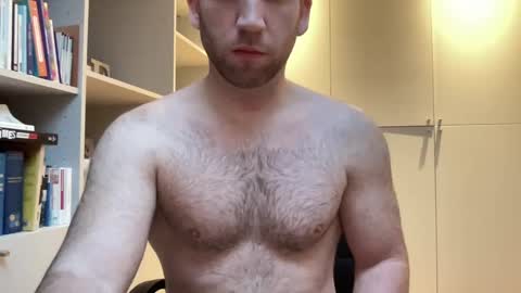 Izylduur online show from January 8, 2025, 8:06 am