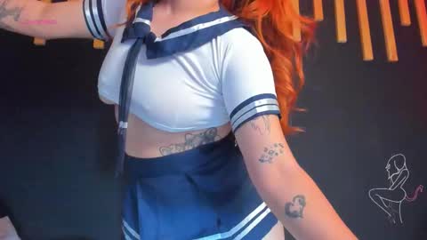 hot izys online show from October 18, 2025, 6:26 am