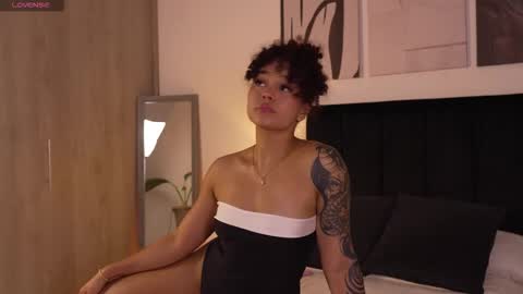 Izzy vega  online show from March 18, 2026, 1:53 am