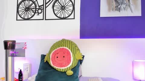 izzybellx online show from November 6, 2025, 2:45 am