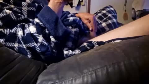 Snapshot of j1025402 chatting on November 1, 2025, 11:45 am j1025402 online show from November 1, 2025, 11:45 am