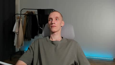 Snapshot of j_akira13 chatting on December 18, 2024, 7:26 am Danny online show from December 18, 2024, 7:26 am