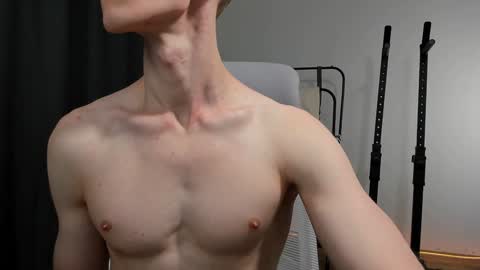 Snapshot of j_akira13 chatting on December 28, 2024, 8:26 am Danny online show from December 28, 2024, 8:26 am