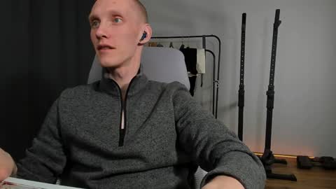 Snapshot of j_akira13 chatting on December 28, 2024, 8:36 pm Danny online show from December 28, 2024, 8:36 pm