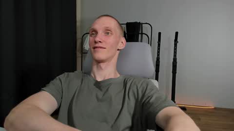 Snapshot of j_akira13 chatting on January 5, 2025, 1:26 pm Danny online show from January 5, 2025, 1:26 pm