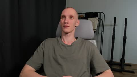 Snapshot of j_akira13 chatting on January 18, 2025, 2:58 am Danny online show from January 18, 2025, 2:58 am