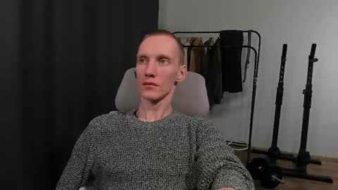 Snapshot of j_akira13 chatting on February 21, 2025, 4:18 am Danny online show from February 21, 2025, 4:18 am