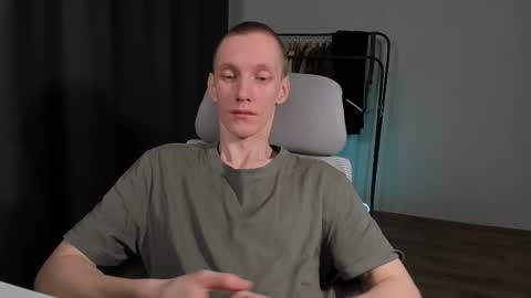 Snapshot of j_akira13 chatting on February 22, 2025, 5:24 pm Danny online show from February 22, 2025, 5:24 pm