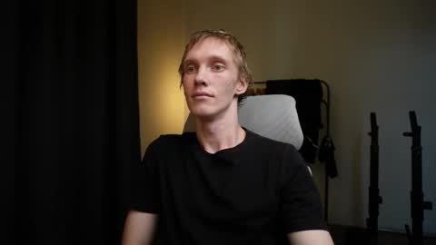 Snapshot of j_akira13 chatting on September 12, 2025, 9:20 am Danny online show from September 12, 2025, 9:20 am